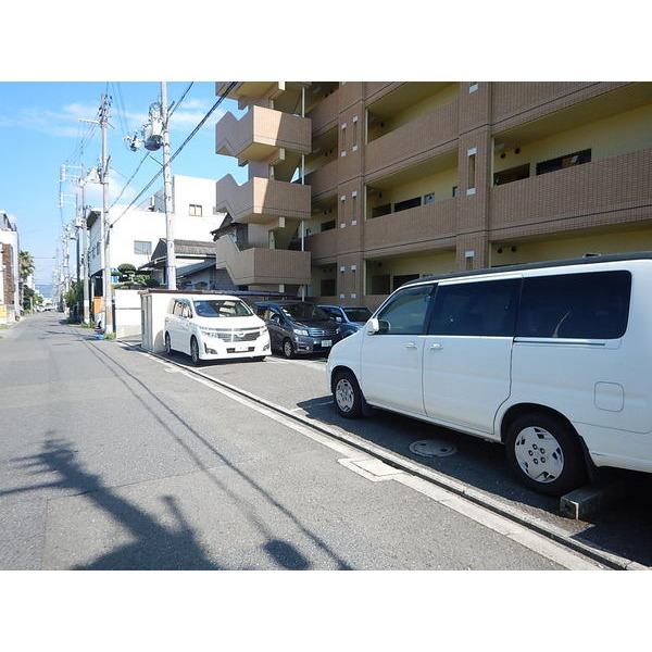 ＧＥパークサイド 駐車場