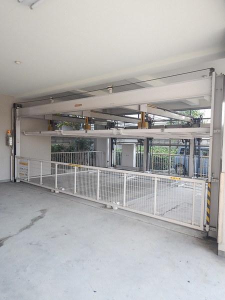 コートレックス 駐車場