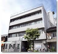 医療法人松仁会明徳病院：698m