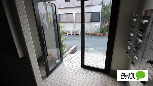 シャペロンヒナタ ロビー