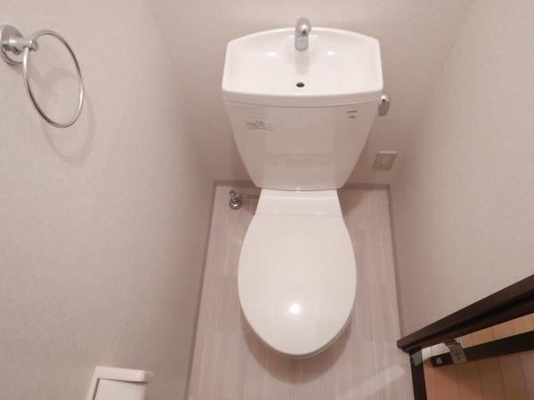 アンプルールクラージュアミティエ トイレ