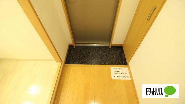 アンプルールフェールGland　Ｍob 玄関