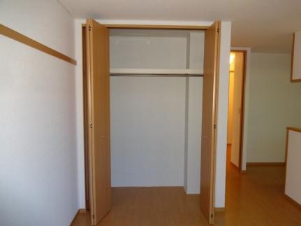 シャルム西町 収納