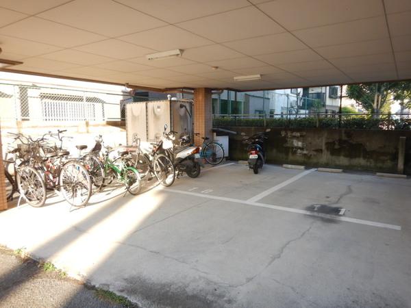 ベルメゾンM 駐車場