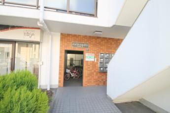 大阪市旭区大宮マンション エントランス