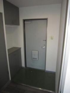 守口市寺方本通マンション 玄関