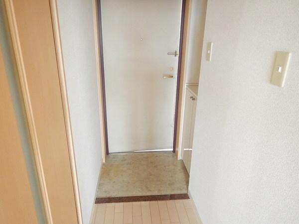 サンフレンズ新森 玄関