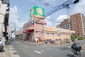 ライフ寝屋川黒原店：495m