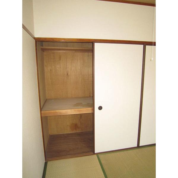 ロイヤルハイツ木村1号館 収納