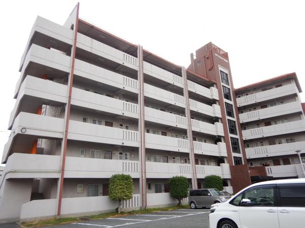 ロイヤルハイツ三喜 外観