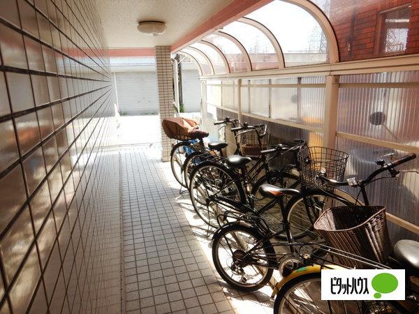 ハーモニーヒルズ末広 駐車場
