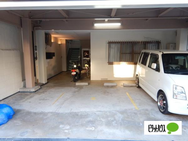 椿庵 駐車場