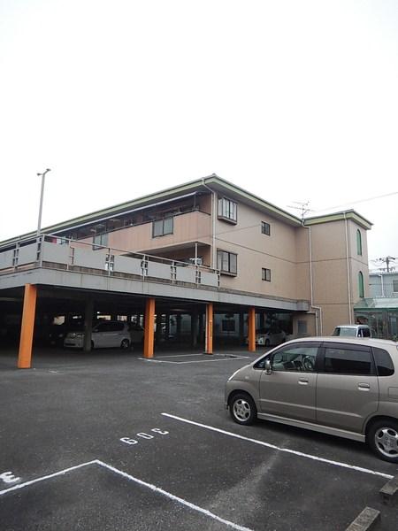 ネオコーポ寺澤2号館 駐車場