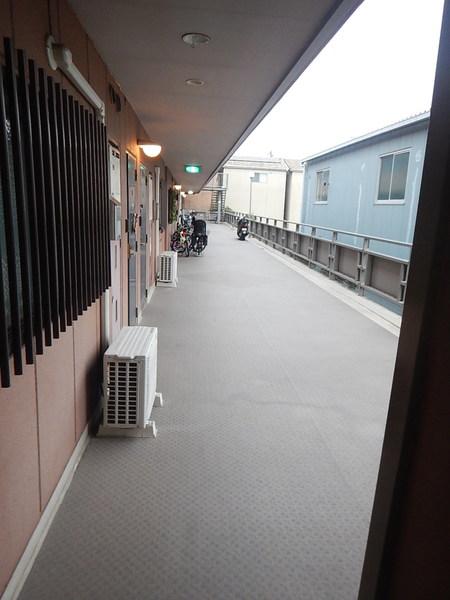 ネオコーポ寺澤2号館 エントランス