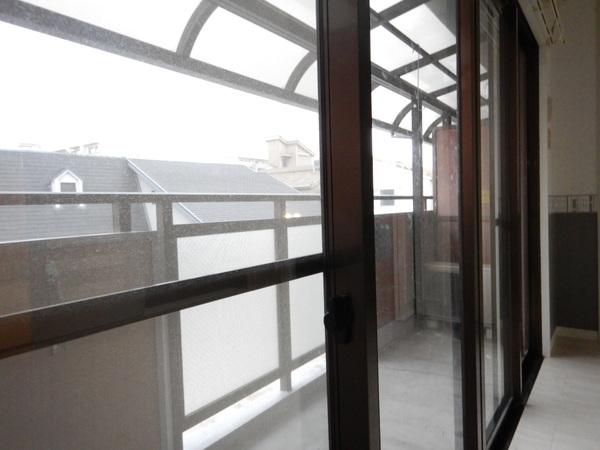 ネオコーポ寺澤2号館 バルコニー