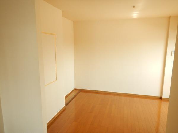 コムズスクエア本町B棟 室内