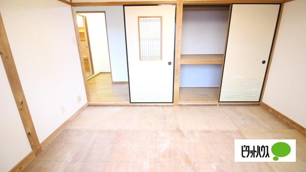 ニシムラハイツ（402） 収納