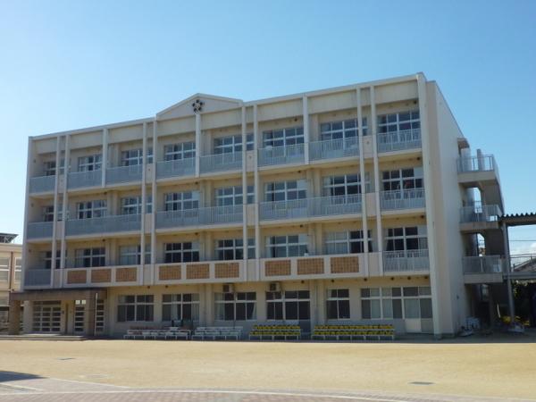 守口市立守口小学校：613m