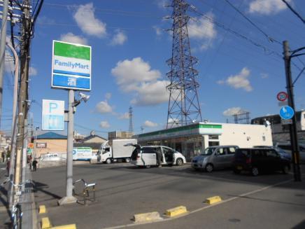 ファミリーマート門真大池町店：160m