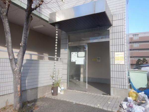オスカー柳町 エントランス