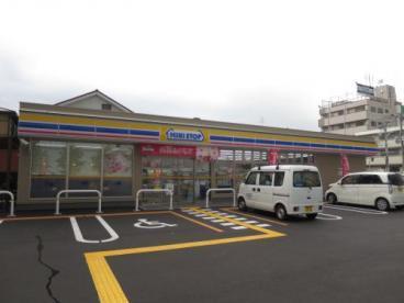 ミニストップ門真上野口町店：105m