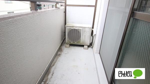 エリータ守口 玄関