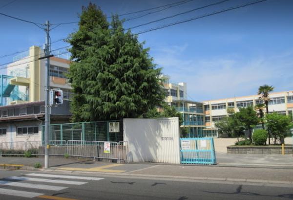 守口市立八雲小学校：196m