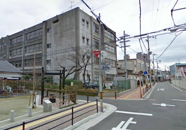 守口市立庭窪小学校：218m