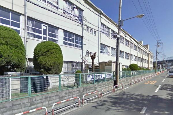 門真市立第二中学校：1718m