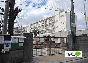 守口市立八雲東小学校：331m