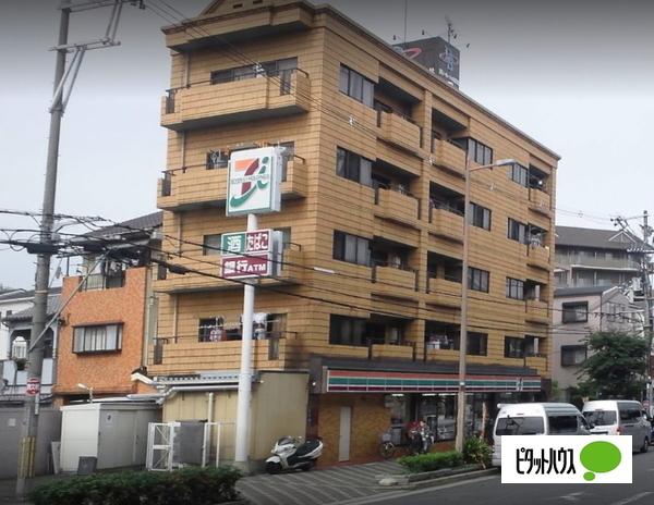 セブンイレブン門真堂山町店：538m