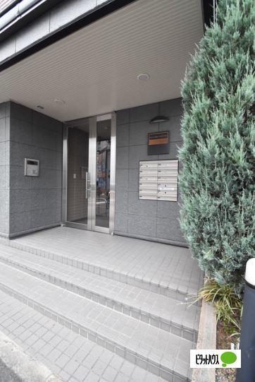 守口市佐太中町マンション エントランス