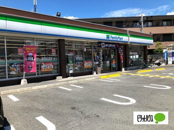 ファミリーマート守口庭窪店：90m