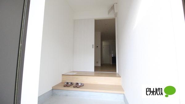 MAISON　AZUMA（103） 玄関