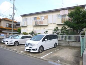 橋中ハイツ 駐車場