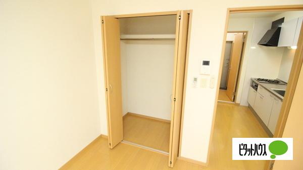 アムールＹＦ 収納