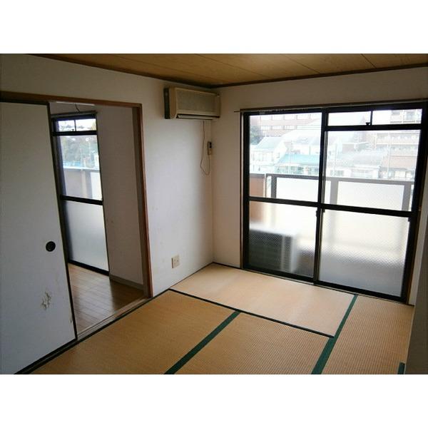 プレステージ中宮 リビング