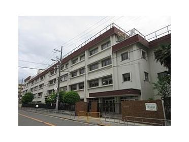 大阪市立清水小学校：563m