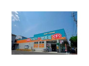 ドラッグセガミ守口藤田店：182m