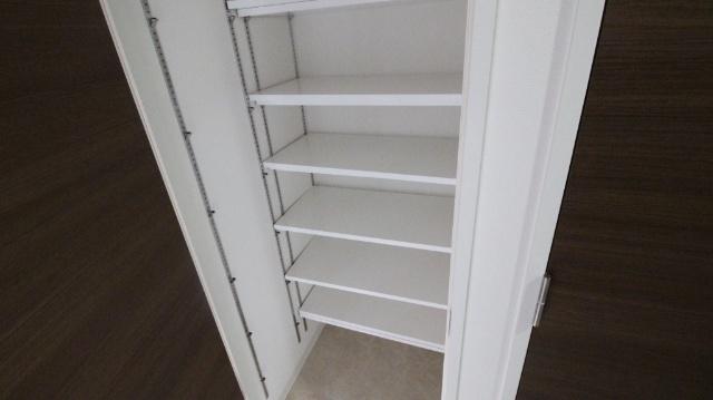 Luxe門真 収納