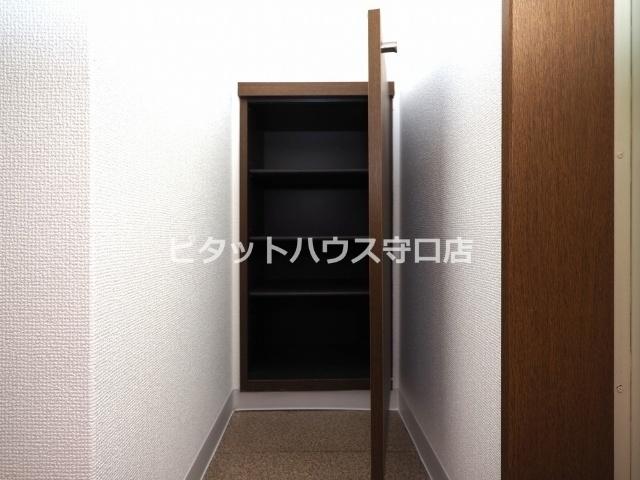メリックビル 収納