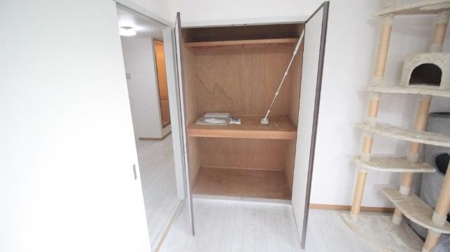 コンフォール月出町 収納