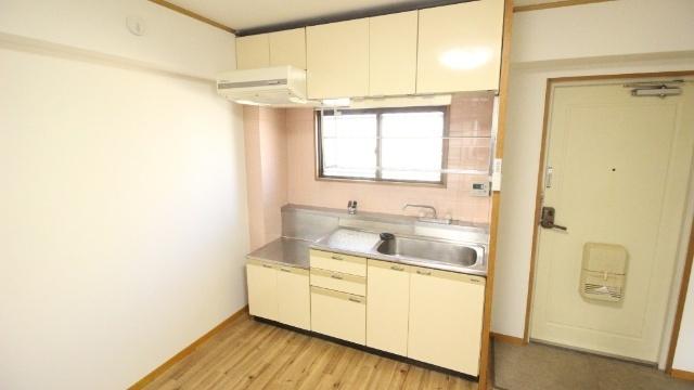 大阪市旭区大宮マンション キッチン