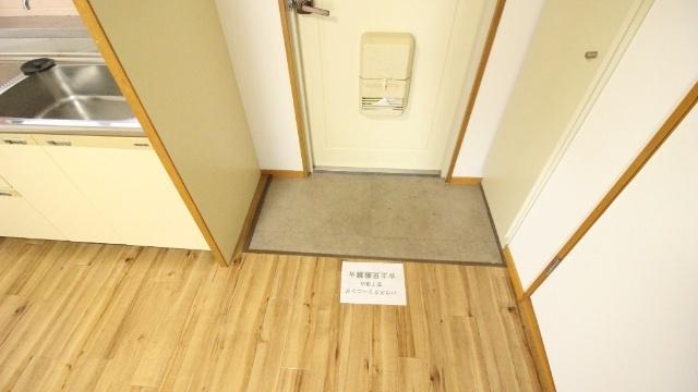 大阪市旭区大宮マンション 玄関