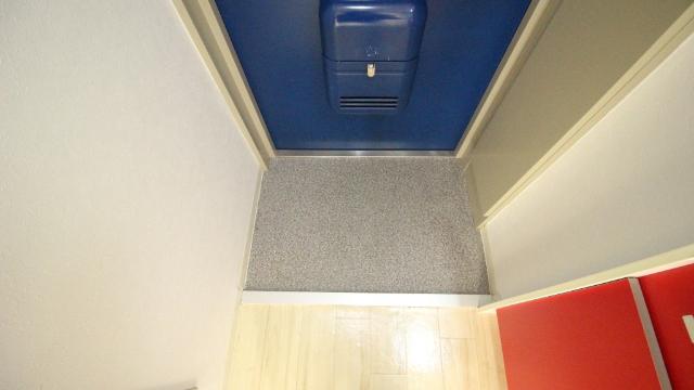 ロータリーマンション平代町 玄関