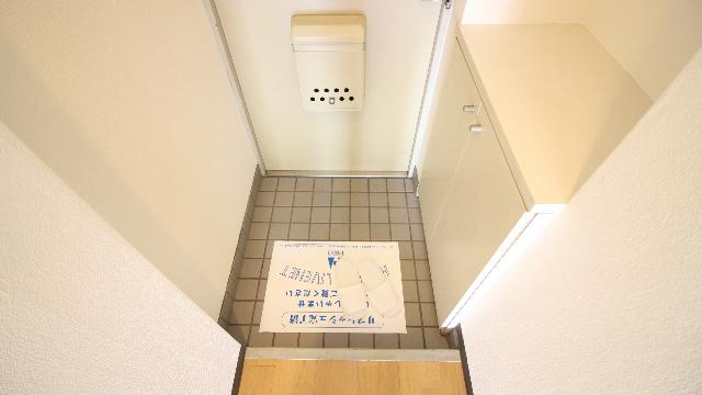 センターハイム大宮 玄関