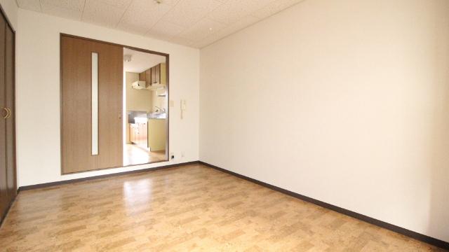ロジュマン門真 室内