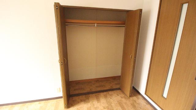 ロジュマン門真 収納