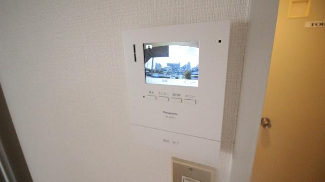 エルディム中田A棟 玄関