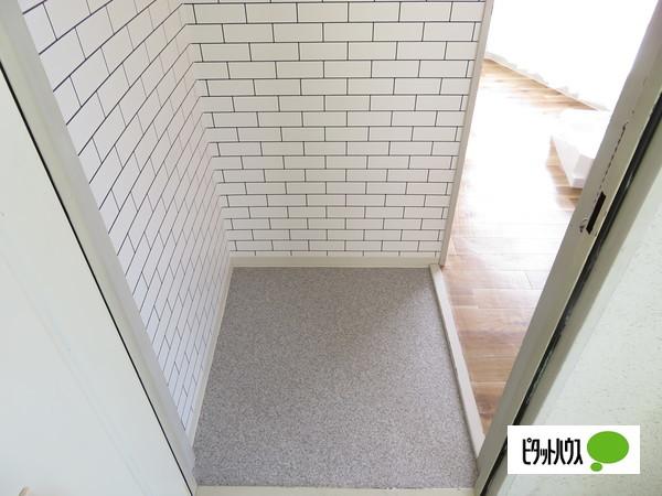 守口市八雲東町マンション 玄関